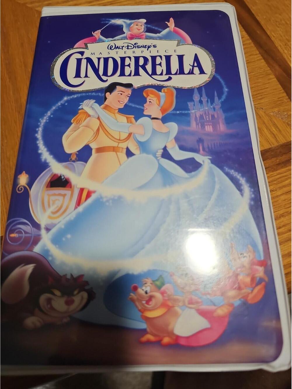 Cinderella (VHS Tape, 1995, Walt Disney Home Entertainment)